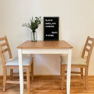 https://apt-mariahilfer-street.vienna-besthotels.com